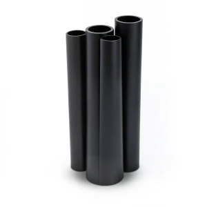 مواسير HDPE بولي ايثيلين عالي الكثافة PE 100 ضغط 12.5 بار قطر 710 مم سمك 52.2 مم لون أسود