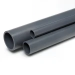 مواسير UPVC مقاس 6 إنش ضغط 6 بار سمك 4.5 مم لون رمادي غامق