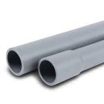 أنابيب UPVC ضغط اسمي 9 بار مقاس 4 إنش سمك 4.5 مم لون رمادي