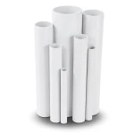 مواسير UPVC ضغط 32 بار قطر خارجي 21.5 مم سمك 3.3 مم لون أبيض