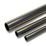 أنابيب بلاستيك HDPE ضغط 4.8 بار PE 80 قطر خارجي 630 مم سماكة 35.8 مم أسود مع خطوط صفراء