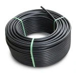 لفة أنابيب HDPE ضغط 8 بار PE 80 قطر خارجي 75 مم SDR 17 لون أسود