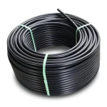 لفة أنابيب بلاستيك HDPE ضغط 8 بار PE 80 قطر خارجي 90 مم SDR 17 لون اسود