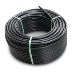 لفة أنابيب HDPE ضغط 8 بار PE 80 قطر خارجي 75 مم SDR 17 لون أسود