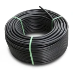 لفة أنابيب HDPE ضغط 8 بار PE 80 قطر خارجي 110 مم SDR 17 أسود