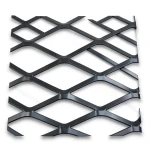 Hot Rolled Steel Expanded Metal Mesh 1.5 mm Thickness 1.22x3 m Black