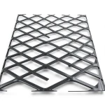Hot Rolled Black Steel Expanded Metal Mesh Thickness 1.4 mm Width 1.22 M Length 7 M