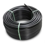 لفة أنابيب HDPE ضغط 12.5 بار PE 80 قطر خارجي 110 مم SDR 11 لون أسود