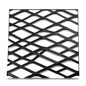 Hot Rolled Steel Expanded Metal Mesh 2.8 mm Thick 1.22x2 m Black