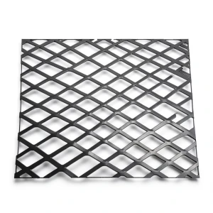 Hot Rolled Black Steel Expanded Metal Mesh Thickness 4.8 mm Width 1.22 M Length 5 M