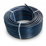 لفة أنابيب بلاستيك HDPE ضغط  20 بار [PE 100] قطر خارجي 50 مم  SDR 9  لون اسود مع خط ازرق | مصنع المنى