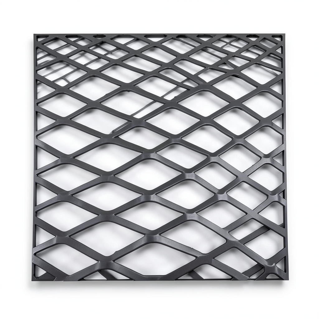 Hot Rolled Black Steel Expanded Metal Mesh Thickness 1.7 mm Width 2.44 m Length 5 m
