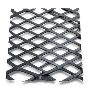 Hot Rolled Black Steel Expanded Metal Mesh Thickness 2.8 mm Width 2.44 m Length 2 m