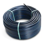 لفة أنابيب بلاستيك HDPE ضغط 12.5 بار PE 100 قطر 40 مم SDR 13.6 أسود مع خطوط زرقاء
