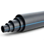 مواسير HDPE ضغط 20 بار PE 100 قطر خارجي 560 مم SDR 9 أسود مع خط أزرق