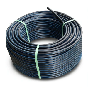 لفة أنابيب بلاستيك HDPE ضغط اسمي 4 بار PE 100 قطر خارجي 160 مم SDR 41 أسود مع خط أزرق