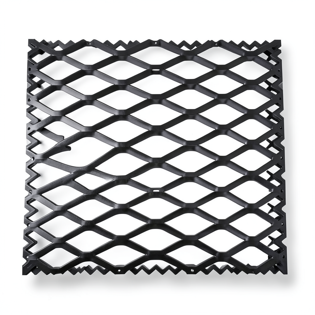 Hot Rolled Black Steel Expanded Metal Mesh Bahri 2.7 mm Thickness 1.22x4 m