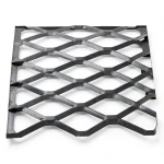 Hot Rolled Black Steel Expanded Metal Mesh Bahri 2.7 mm Thickness 1.22x4 m
