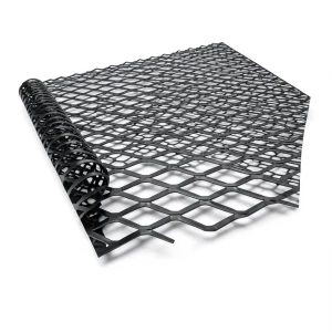 Hot Rolled Steel Expanded Metal Mesh Bahri 1.2 mm Thickness 1.22 m Width 7 m Length, Black