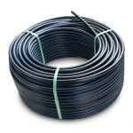 لفة أنابيب بلاستيك بولي إيثيلين عالي الكثافة ضغط 20 بار [PE 100] قطر خارجي 40 مم SDR 9 لون أسود مع خط أزرق