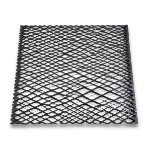 Hot Rolled Black Steel Expanded Metal Mesh Bahri 3 mm Thickness 2.44 m Width 1 m Length