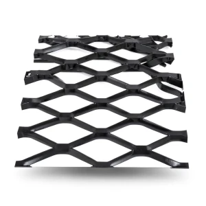 Hot Rolled Black Steel Expanded Metal Mesh Bahri 2.3 mm Thickness 2.44 m Width 2 m Length