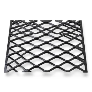 Bahri Hot Rolled Black Steel Expanded Metal Mesh 3mm Thickness 2.44m x 3m Bait Al Tatawor