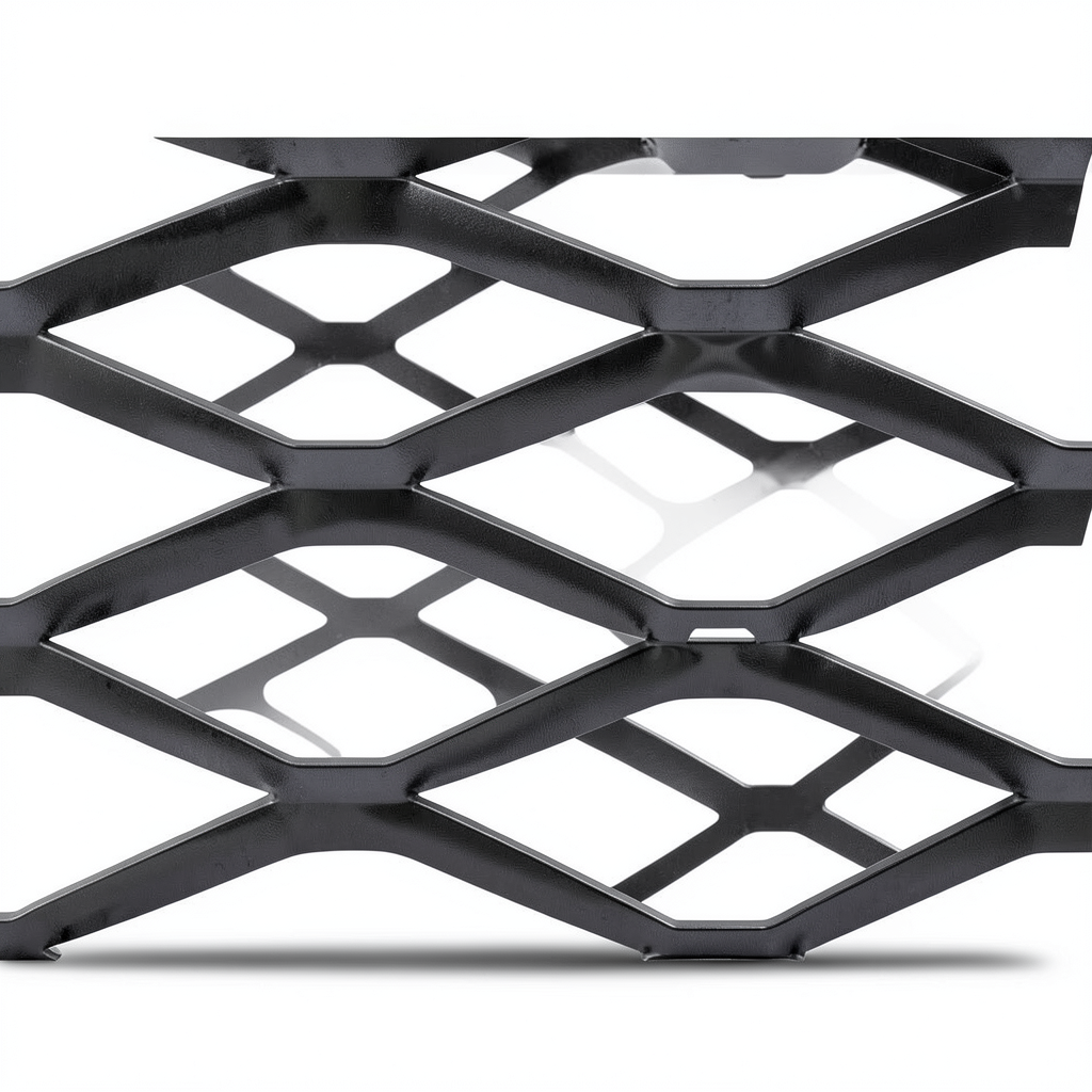 Hot Rolled Black Steel Expanded Metal Mesh Bahri 1.8 mm Thickness 2.44 m Width 6 m Length
