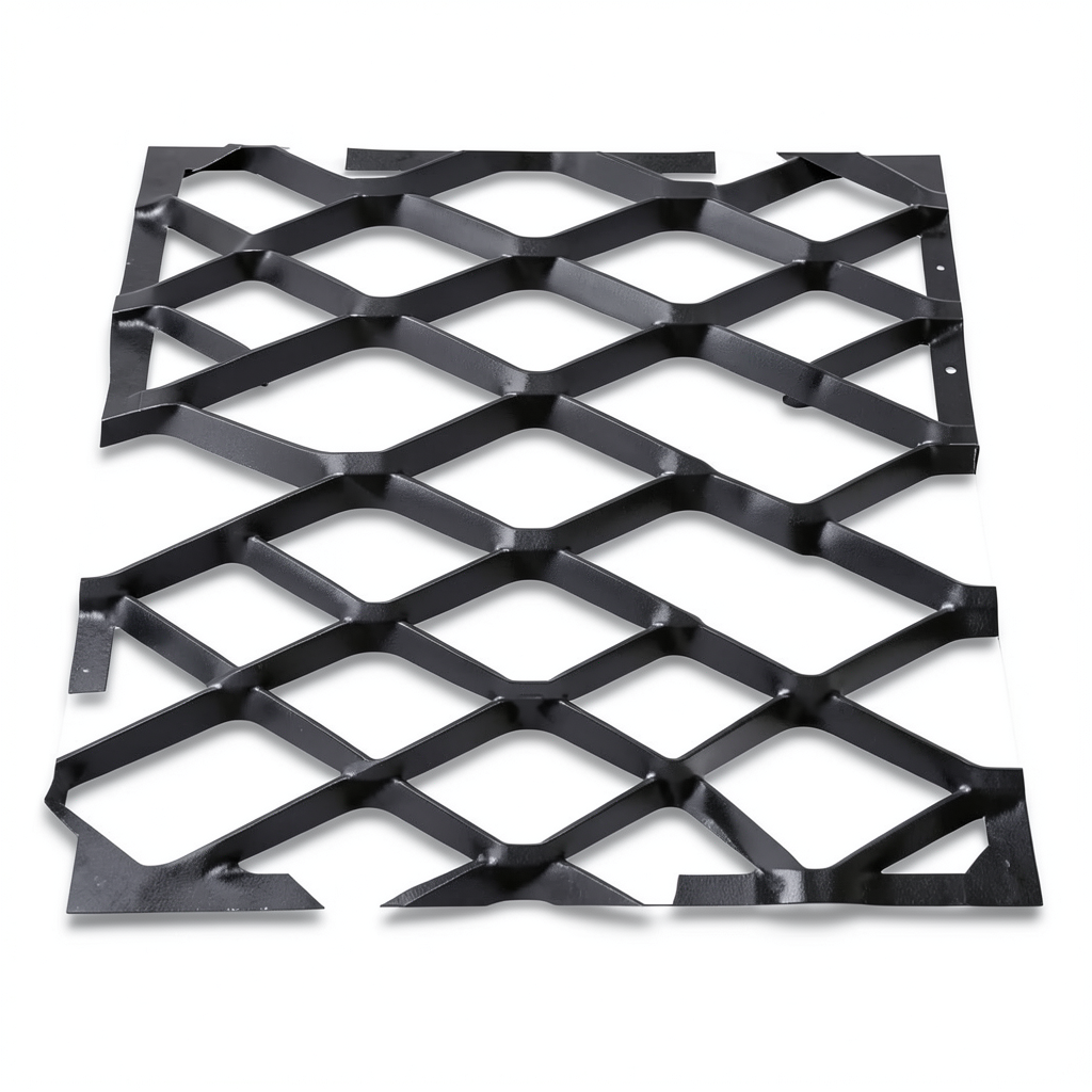 Hot Rolled Black Steel Expanded Metal Mesh Bahri 2.7 mm Thickness 2.44 m Width 6 m Length