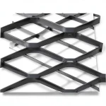 Hot Rolled Black Steel Expanded Metal Mesh Bahri 2.7 mm Thickness 2.44 m Width 5 m Length