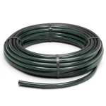 لفة أنابيب HDPE ضغط 16 بار PE 80 قطر خارجي 25 مم SDR 9 أسود مع خط أخضر