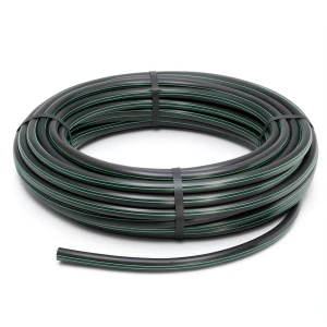 لفة أنابيب بلاستيك HDPE ضغط اسمي 16 بار PE80 قطر خارجي 32 مم SDR 9 أسود مع خطوط خضراء