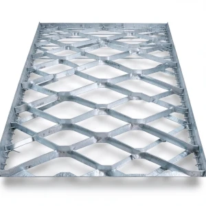 Galvanised Steel Expanded Metal Mesh Bahri Thickness 1.8 mm Width 2.44 m Length 5 m