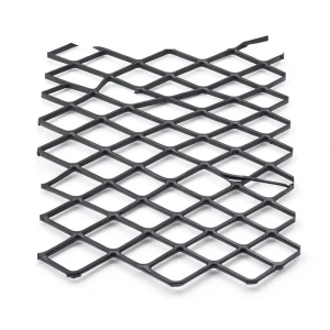 Hot Rolled Black Steel Expanded Metal Mesh Khaleeji 2.3 mm Thickness 7 m Length 1.22 m Width