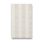 ورق جداري ايطالي لون بيج شاحب تصميم مقلم، مقاس 10 م×0.73 م