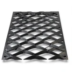 Hot Rolled Black Steel Expanded Metal Mesh Thickness 1.4 mm Width 1.22 m Length 4 m