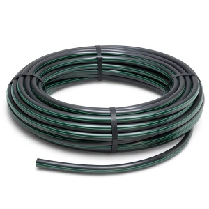 لفة أنابيب HDPE ضغط 6.2 بار PE63 قطر خارجي 25 مم SDR 13.6 أسود مع خطوط خضراء