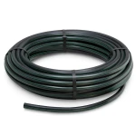 لفة أنابيب HDPE ضغط 6.2 بار PE63 قطر 32 مم SDR 13.6 أسود مع خطوط خضراء