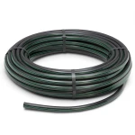لفة أنابيب HDPE بلاستيكية ضغط اسمي 6.2 بار PE 63، قطر خارجي 90 مم SDR 13.6 أسود مع خطوط خضراء