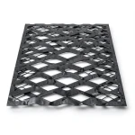 Hot Rolled Black Steel Expanded Metal Mesh Thickness 2.3 mm Width 1.22 m Length 1 m