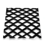 Hot Rolled Black Steel Expanded Metal Mesh Thickness 2.8 mm Width 1.22 m Length 1 m