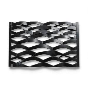 Hot Rolled Black Steel Expanded Metal Mesh Thickness 2.8 mm Width 1.22 m Length 4 m