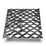 Hot Rolled Black Steel Expanded Metal Mesh Thickness 2.8 mm Width 1.22 m Length 5 m