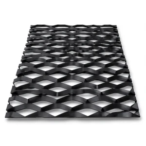 Hot Rolled Black Steel Expanded Metal Mesh Mazyoon Thickness 3 mm Width 1.22 m Length 6 m