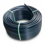 لفة أنابيب بلاستيك بولي ايثيلين عالي الكثافة ضغط  3.2 بار [PE 100] قطر خارجي 110 مم  SDR 41  لون اسود مع خط ازرق | مصنع المنى