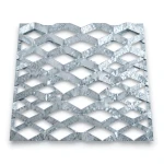 Galvanized Steel Expanded Metal Mesh Thickness 1.8 mm Width 1.22 M Length 1 M