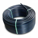 لفة أنابيب بلاستيك بولي ايثيلين عالي الكثافة ضغط  3.2 بار [PE 100] قطر خارجي 110 مم  SDR 41  لون اسود مع خط ازرق | مصنع المنى