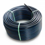 لفة أنابيب بلاستيك بولي ايثيلين عالي الكثافة ضغط  9.9 بار [PE 100] قطر خارجي 140 مم  SDR 13.6  لون اسود مع خط ازرق | مصنع المنى