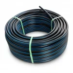لفة أنابيب بولي ايثيلين عالي الكثافة ضغط  9.9 بار [PE 100] قطر خارجي 110 مم  SDR 13.6  لون اسود مع خط ازرق | مصنع المنى