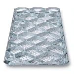 Galvanized Steel Expanded Metal Mesh Thickness 2.8 mm Width 1.22 m Length 4 m